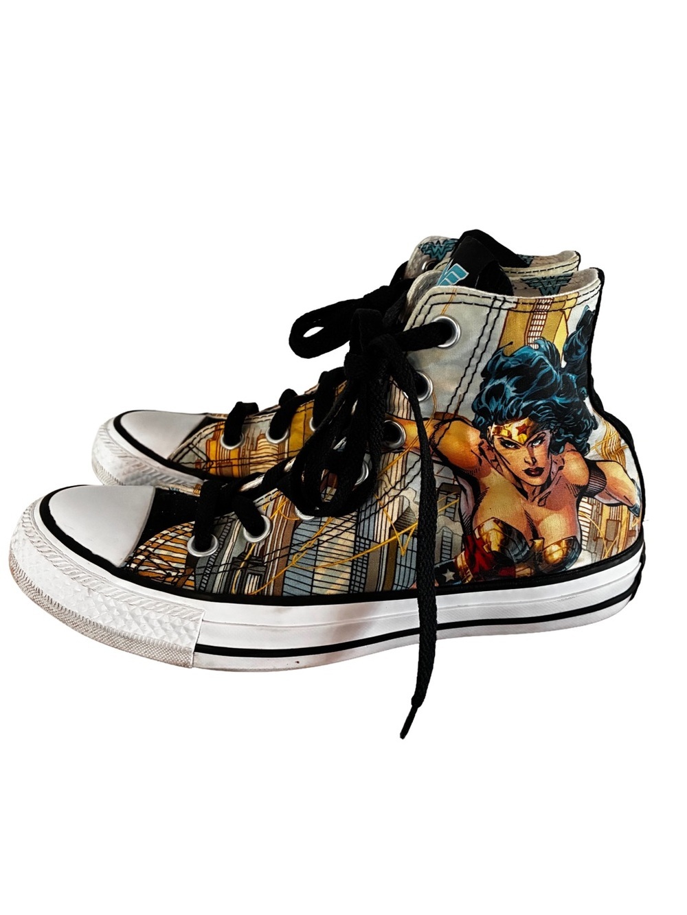 DC Comics x Converse Wonder Woman High Tops Size 6 - Picture 2 of 7